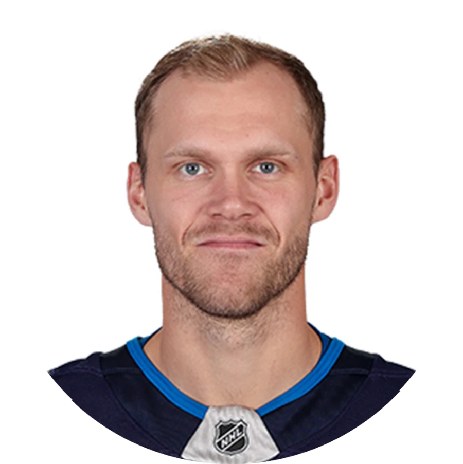 #27 Nikolaj Ehlers